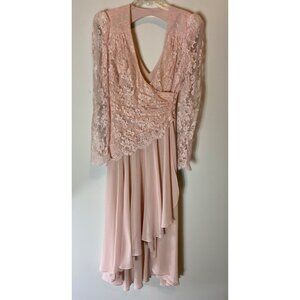 Vintage Casadei Formal Dress Lace & Chiffon V-Neck & Long Sleeves Size 4